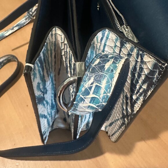 Salvatore Ferragamo Python and Leather Lined Shoulder Handbag - Picture 4 of 10